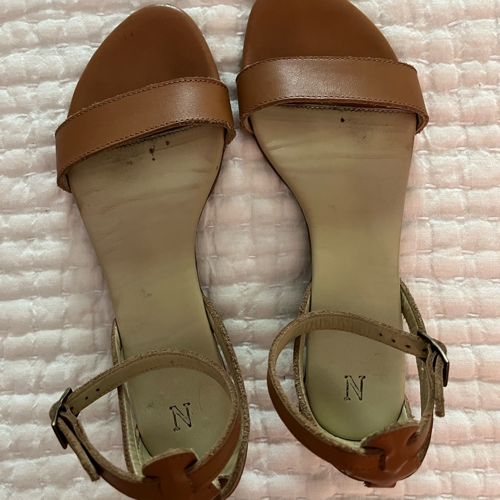 Nisolo Serena Sandal size 37 is 7